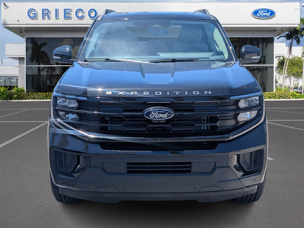 New 2026 Ford Expedition Max Active RWD image 2