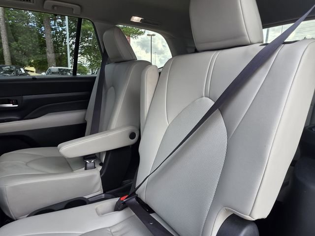 Used 2024 Toyota Grand Highlander FWD image 24