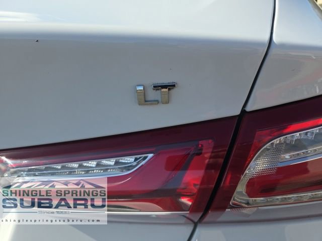 Used 2022 Chevrolet Malibu LT FWD image 12