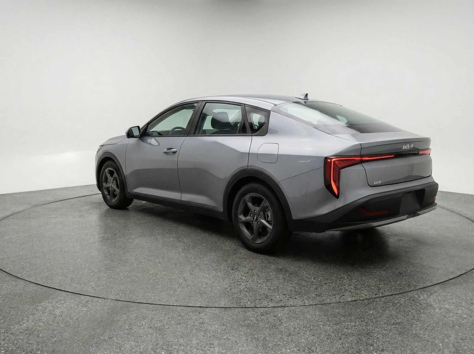 Used 2025 Kia K4 LXS FWD image 6