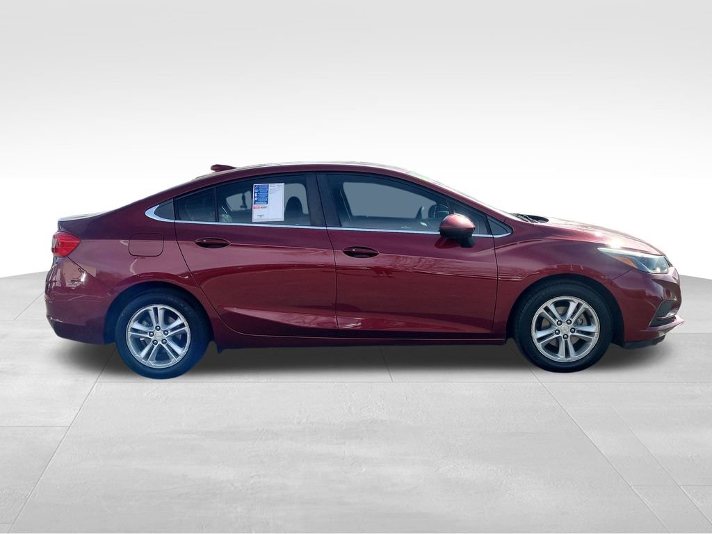 Used 2016 Chevrolet Cruze LT w/ Convenience Package image 5