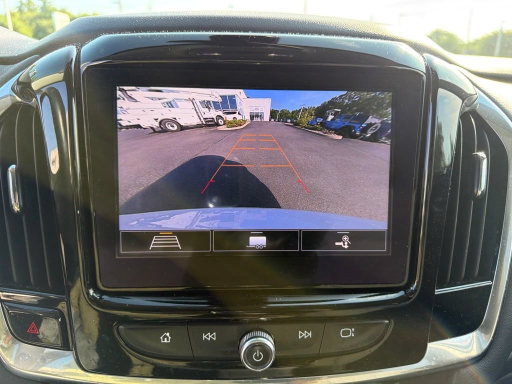 Used 2021 Chevrolet Traverse LT AWD/4WD image 25