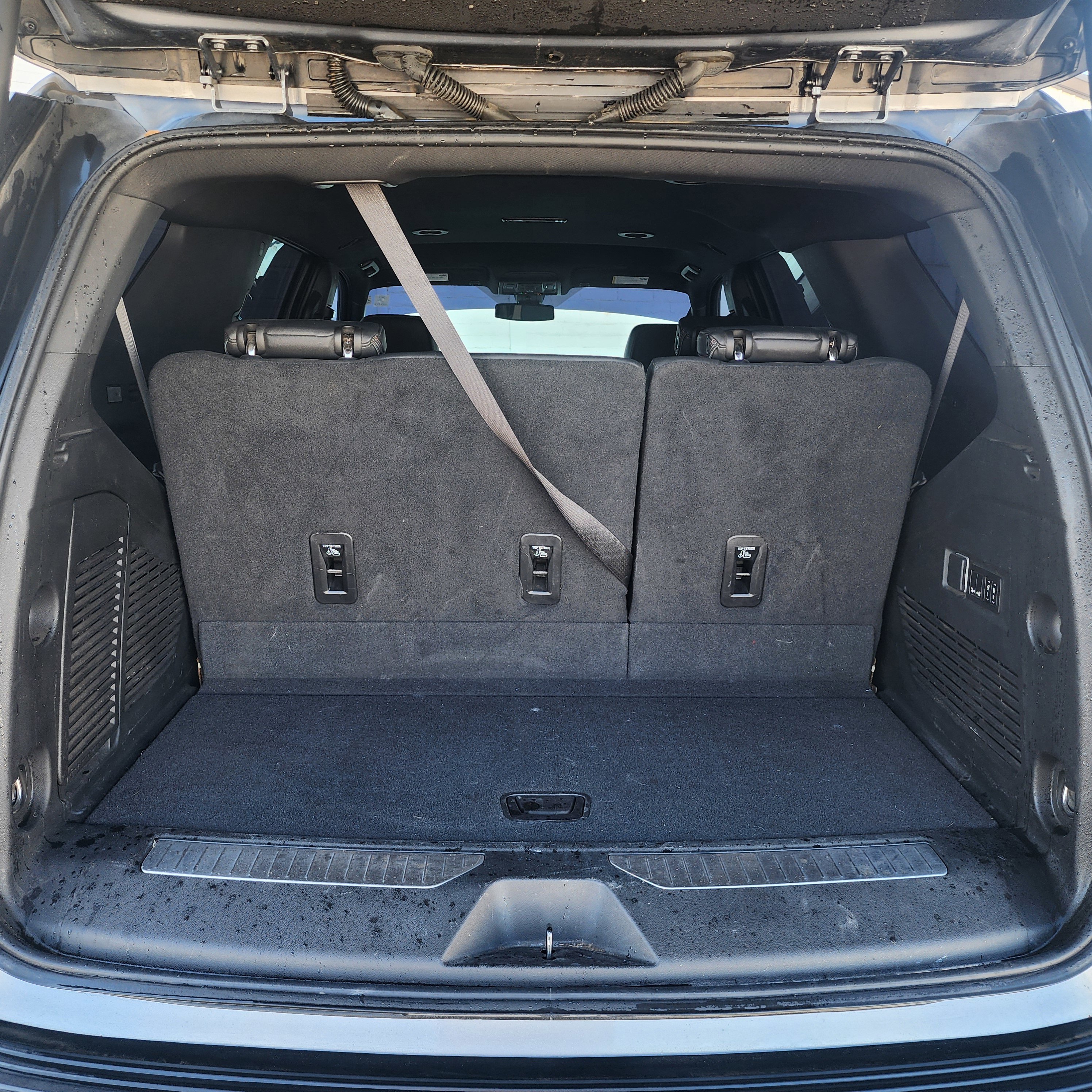 Used 2022 Chevrolet Tahoe RST w/ Luxury Package image 16