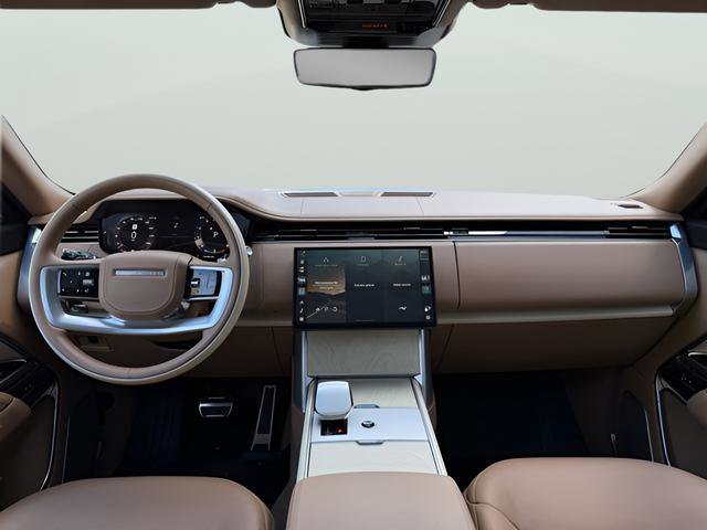 Certified 2024 Land Rover Range Rover SV AWD/4WD image 9