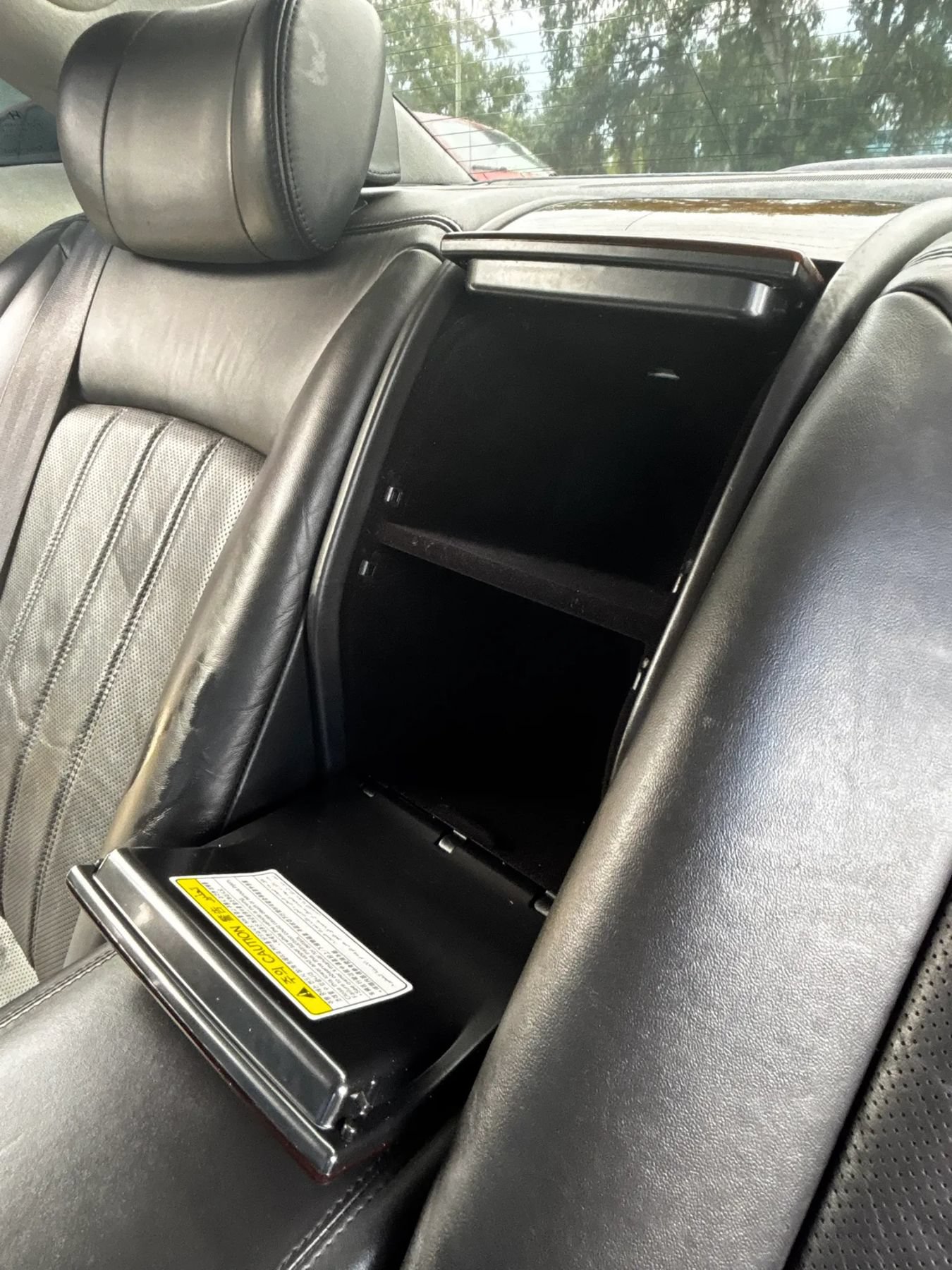 Used 2011 Hyundai Equus Ultimate RWD image 18