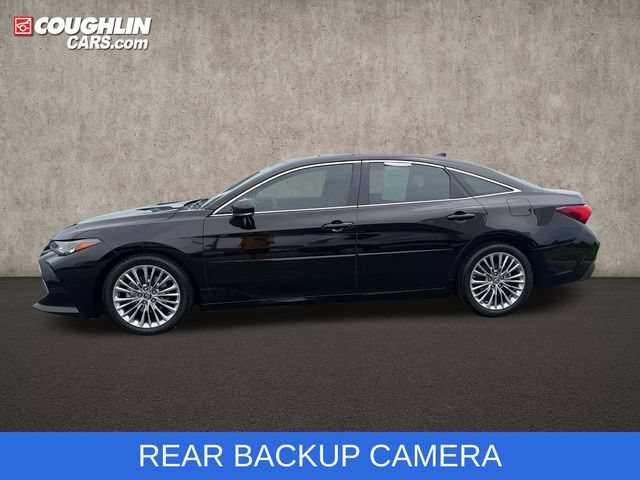 Used 2019 Toyota Avalon Limited FWD image 5