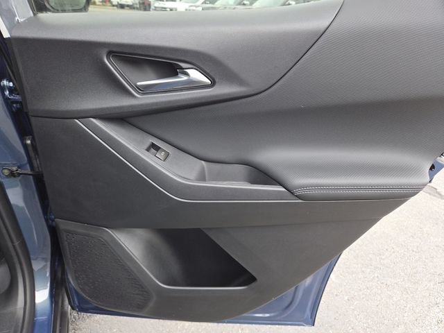 New 2026 Chevrolet Equinox LT w/ Safety and Technology Package FWD image 25