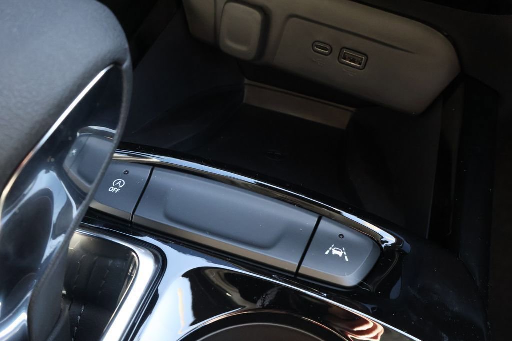 New 2026 Chevrolet Trax LT w/ Sunroof Package FWD image 31