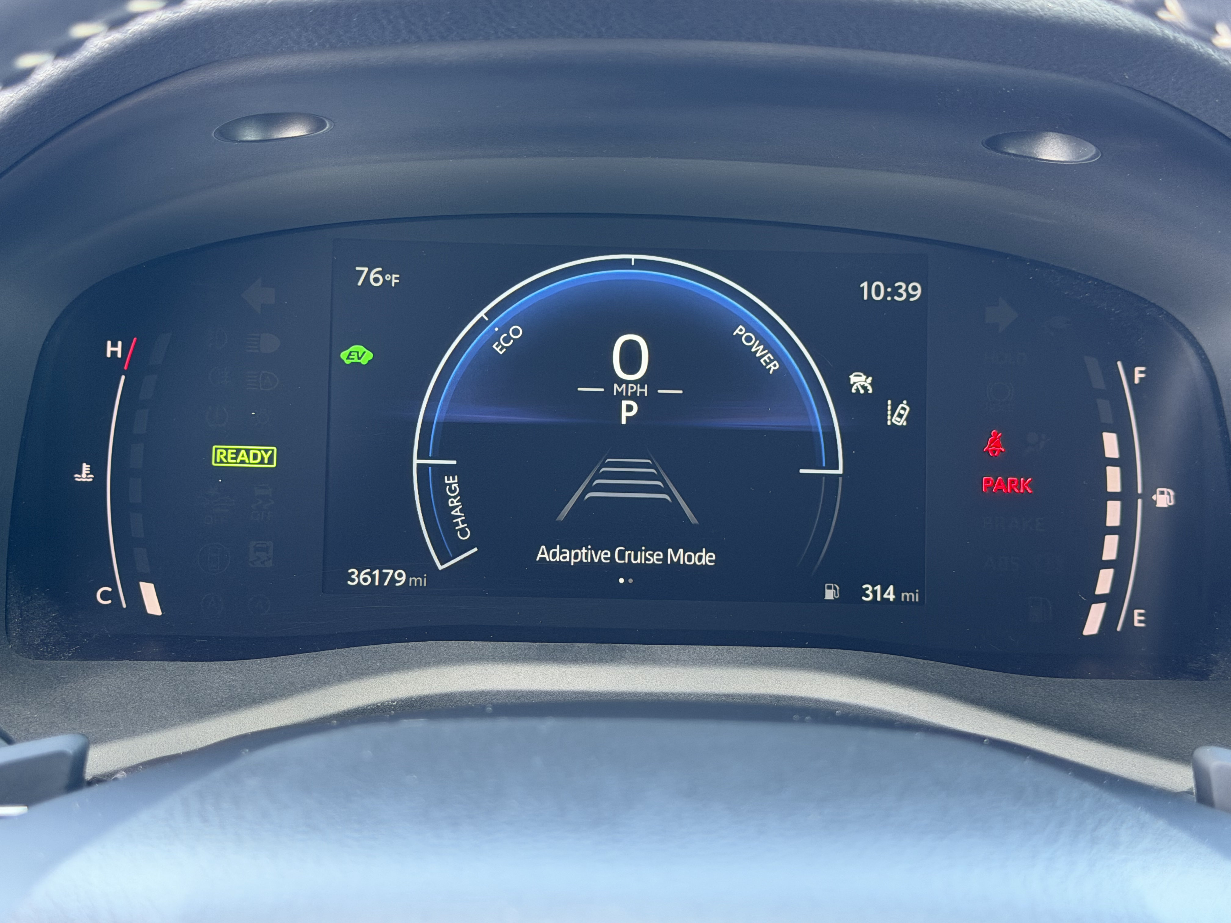 Used 2025 Toyota Camry SE FWD image 31
