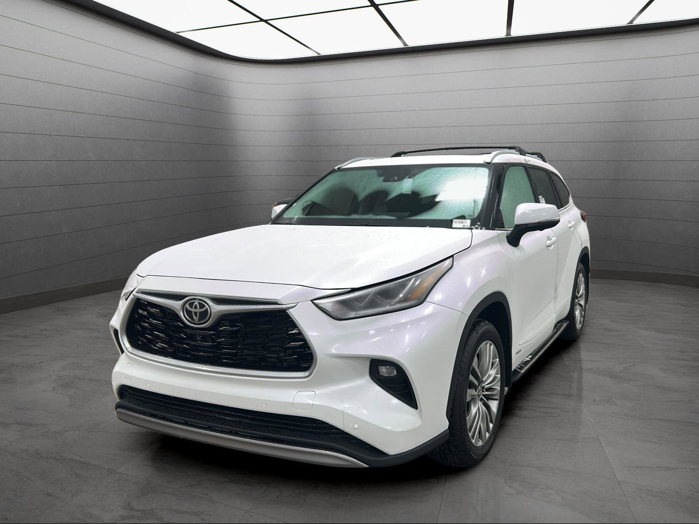 New 2026 Toyota Highlander Platinum video 1