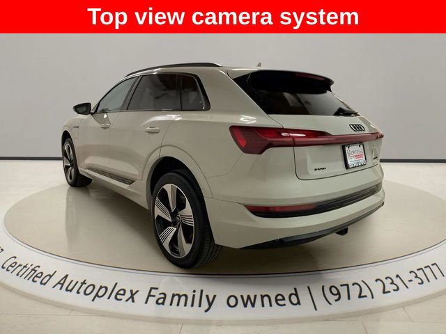 Used 2022 Audi e-tron Premium Plus w/ Premium Plus Package image 3