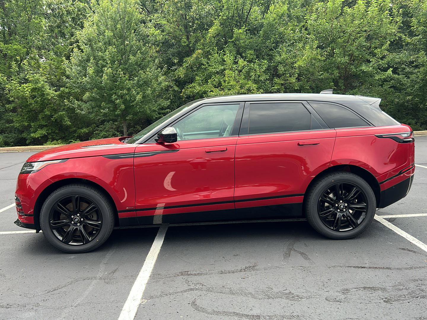 Used 2021 Land Rover Range Rover Velar R-Dynamic S AWD/4WD image 2