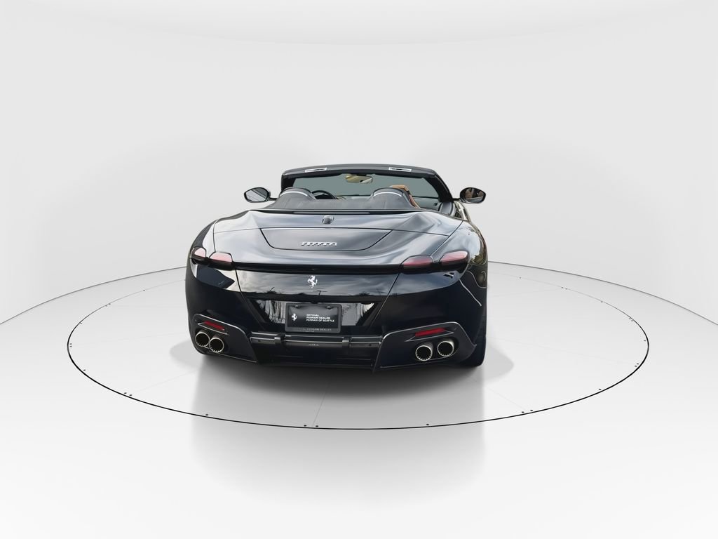 Used 2024 Ferrari Roma Spider image 7