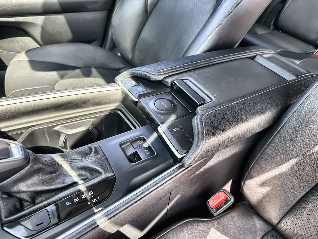 Used 2024 Toyota Grand Highlander AWD Hybrid image 21