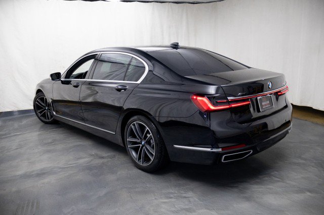 Used 2020 BMW 750i xDrive AWD/4WD image 7
