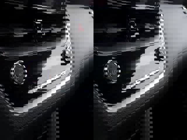 Certified 2025 Toyota Corolla Cross LE image 12