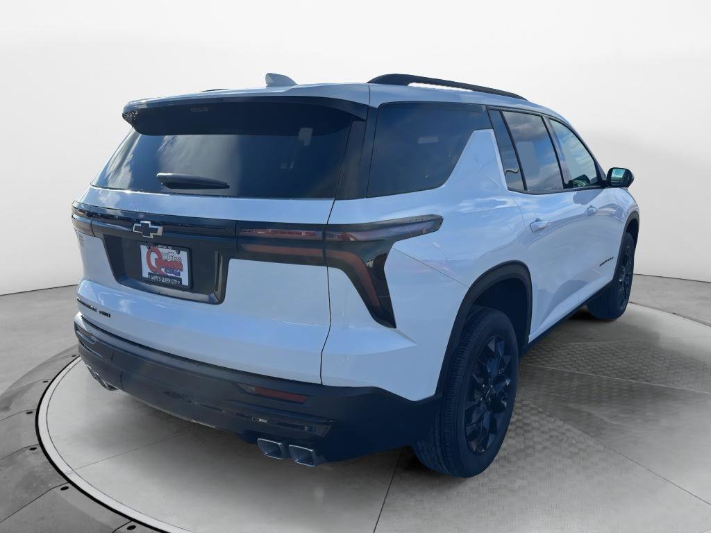 New 2026 Chevrolet Traverse LT w/ Midnight/Sport Edition image 5