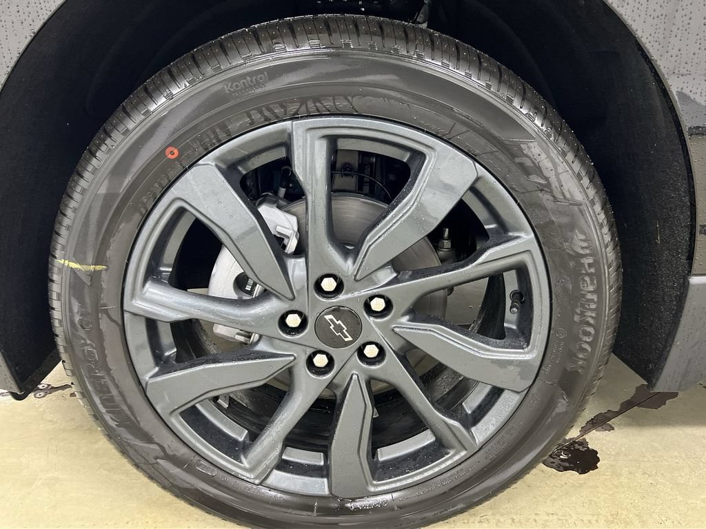 Used 2023 Chevrolet Equinox RS AWD/4WD image 27