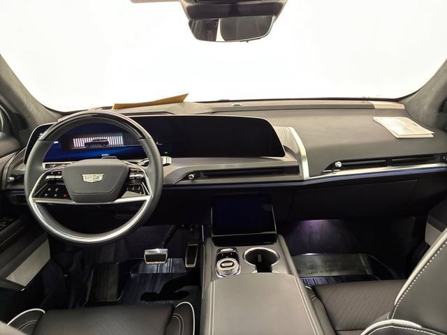 Used 2026 Cadillac Vistiq Platinum w/ LPO, Floor Liner Package AWD/4WD image 20