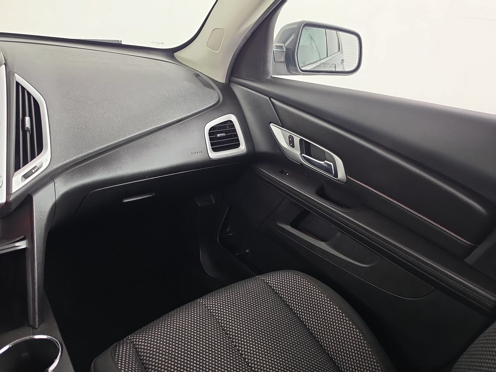Used 2017 GMC Terrain SLE FWD image 31