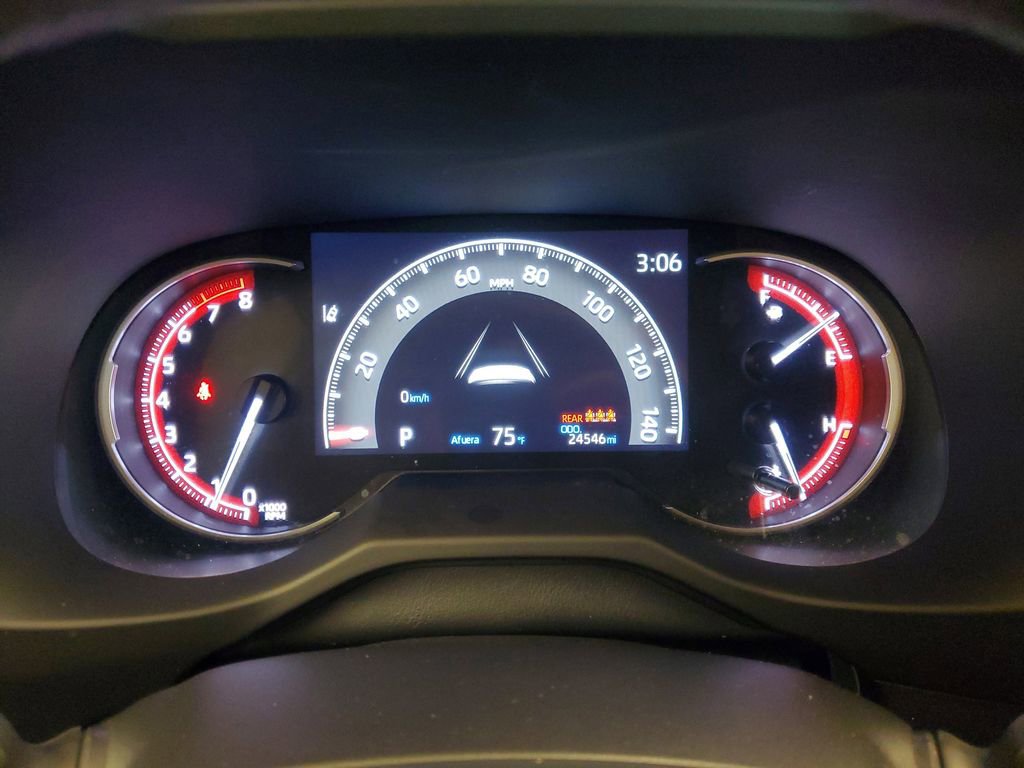 Used 2023 Toyota RAV4 LE image 22