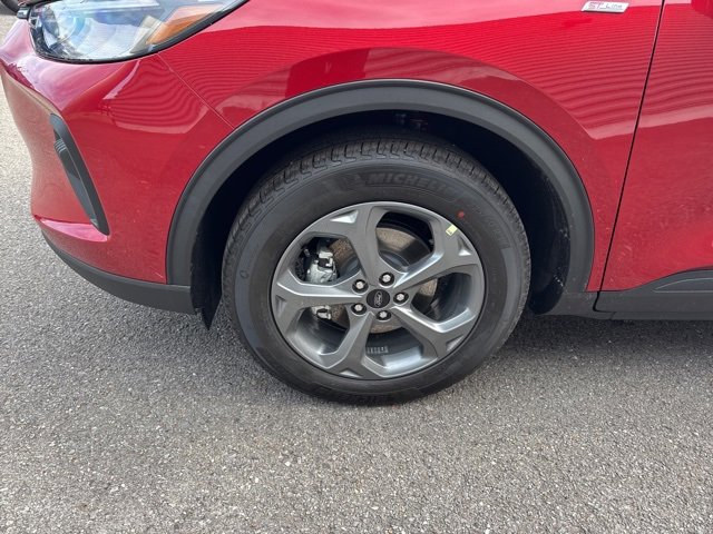 New 2025 Ford Escape ST-Line w/ Equipment Group 301A image 10