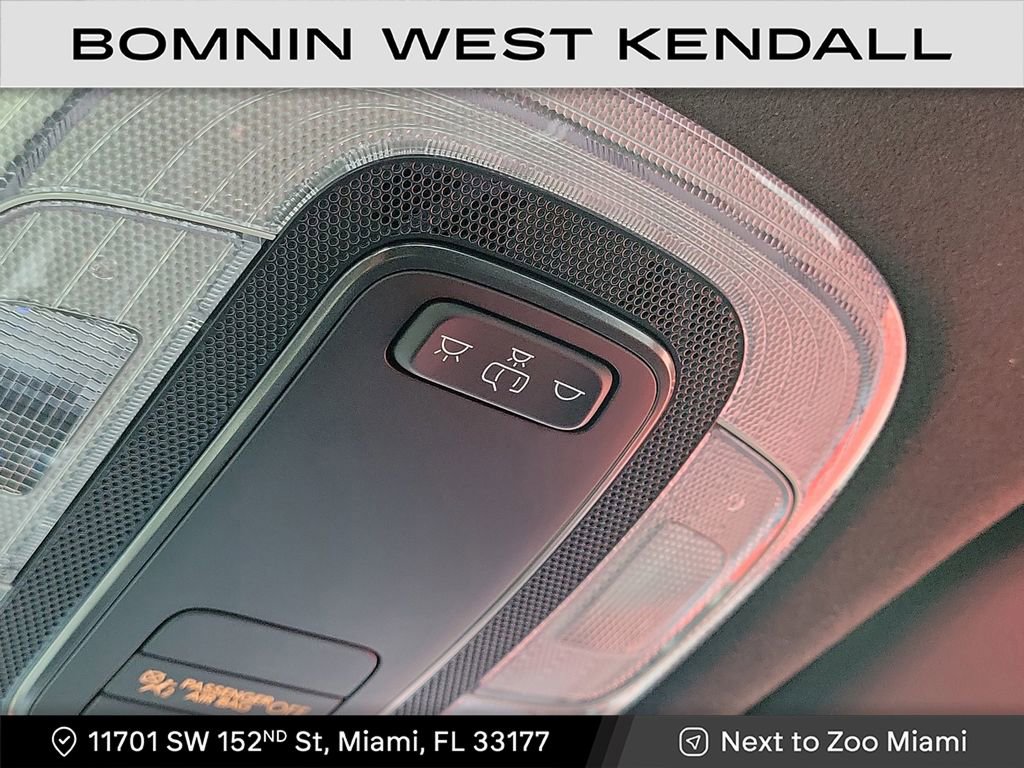 Used 2025 Hyundai Elantra Sport image 22