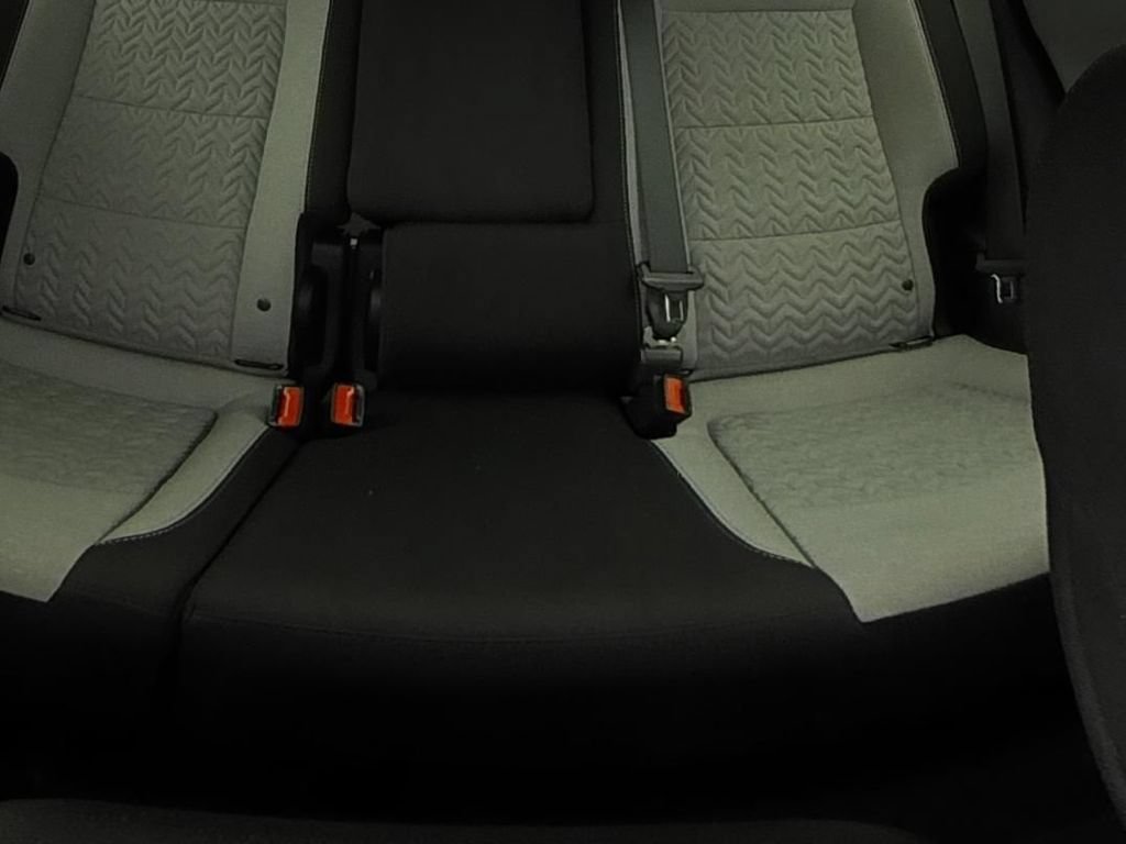 Used 2023 Chevrolet Equinox LS FWD image 16