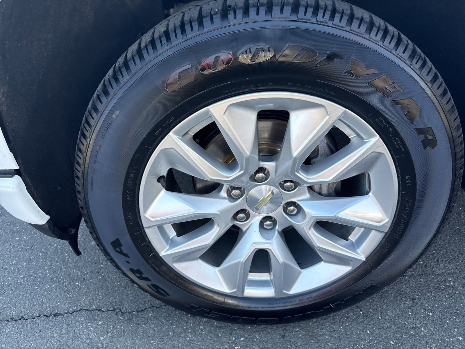 Used 2021 Chevrolet Silverado 1500 Custom image 11