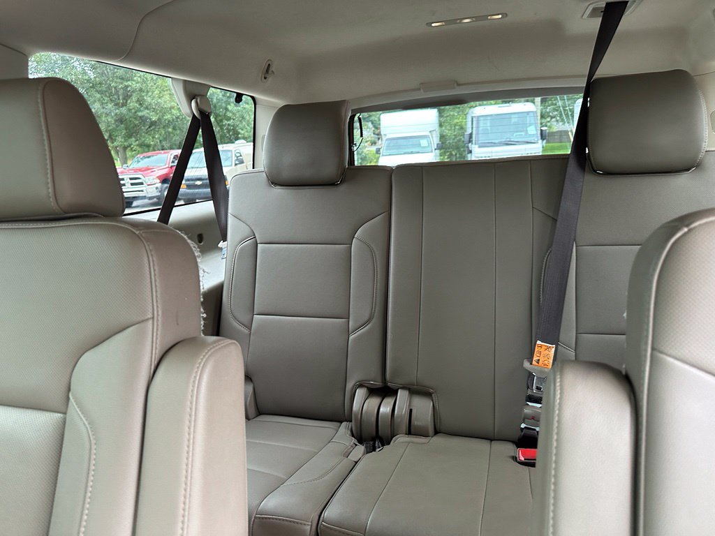 Used 2018 Chevrolet Suburban Premier AWD/4WD image 22