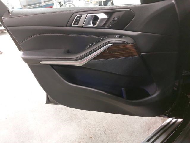 Used 2023 BMW X5 xDrive40i AWD/4WD image 28