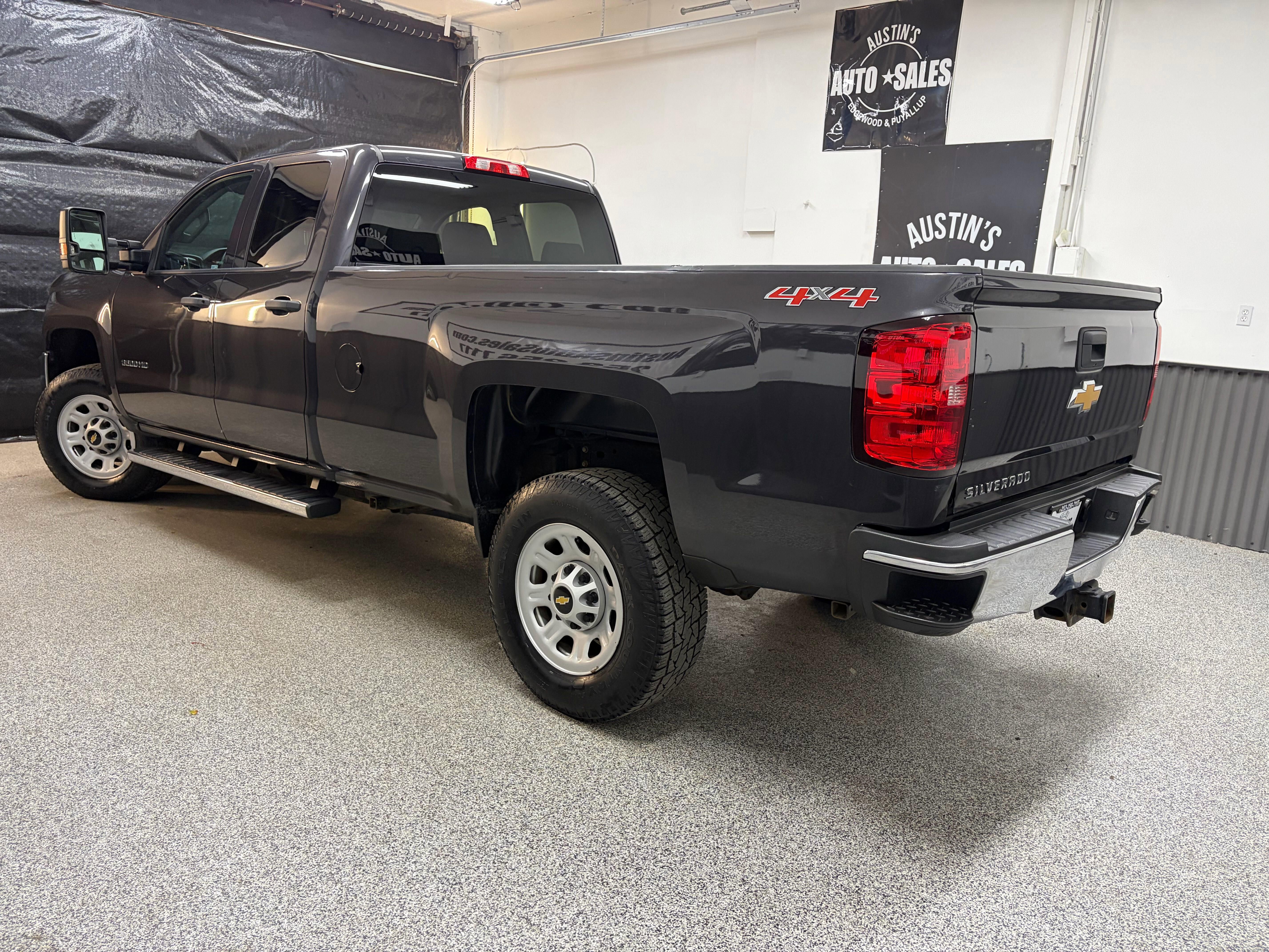 Used 2015 Chevrolet Silverado 3500 W/T w/ WT Convenience Package AWD/4WD image 8