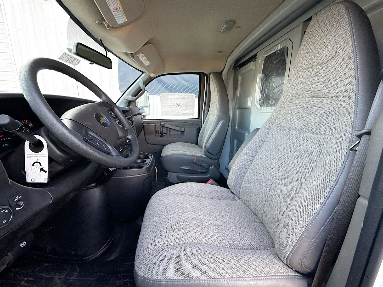 New 2025 Chevrolet Express 3500 w/ Power Convenience Package image 15