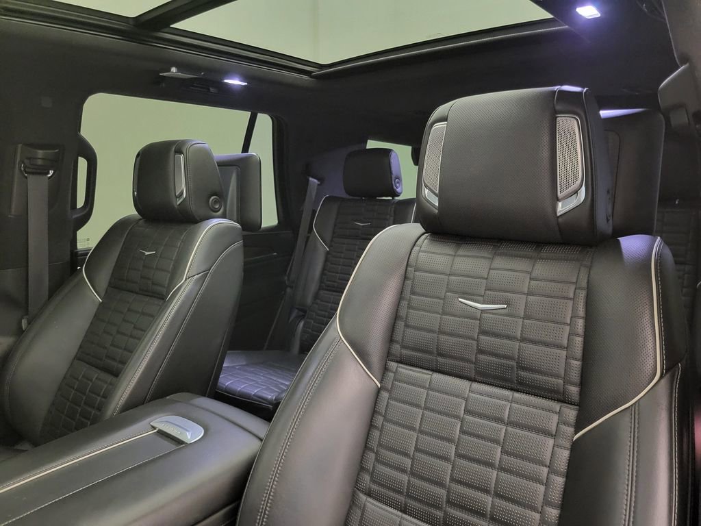 Used 2021 Cadillac Escalade Premium Luxury Platinum image 45