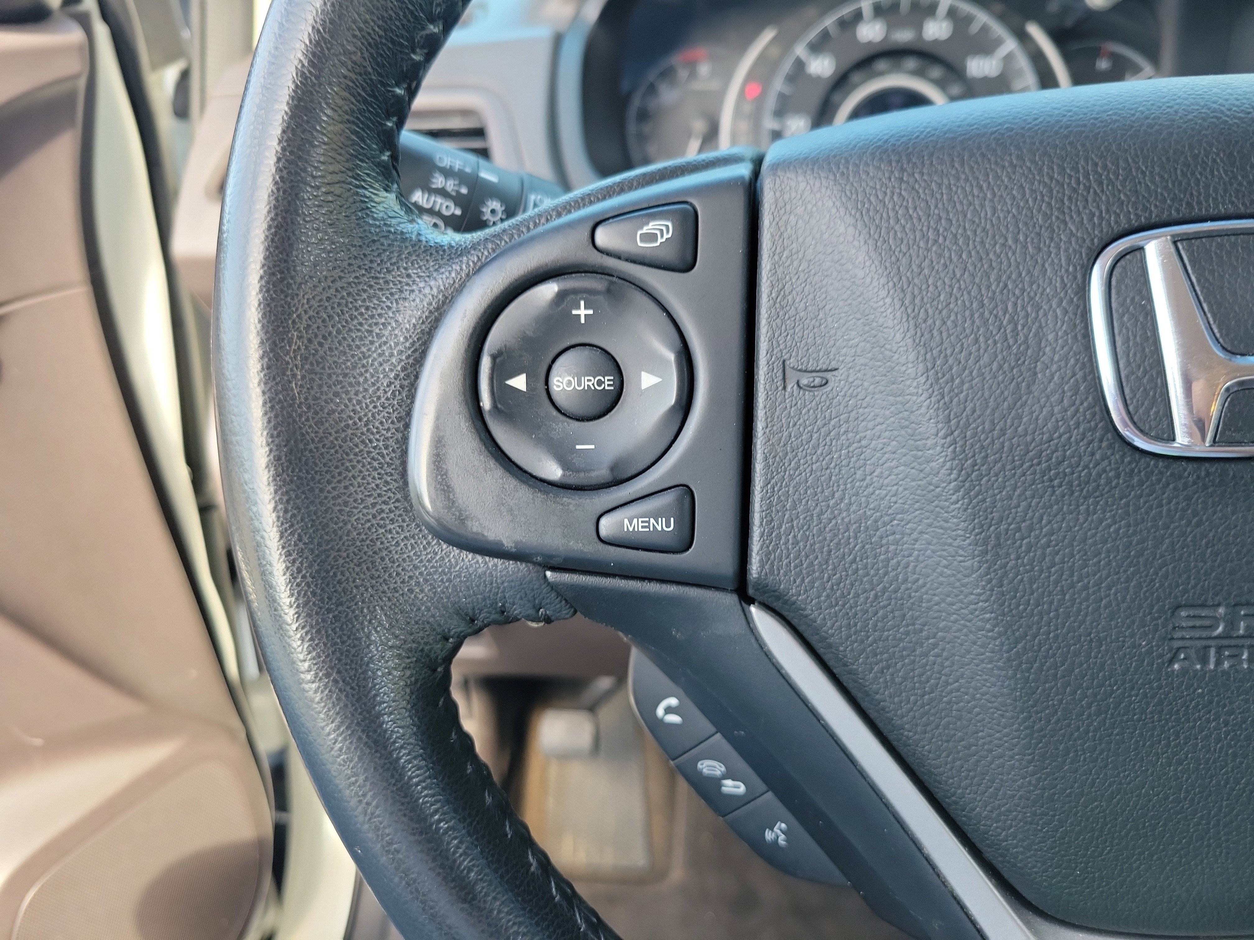 Used 2014 Honda CR-V EX-L image 25