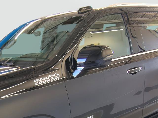 New 2026 Chevrolet Tahoe High Country AWD/4WD image 8