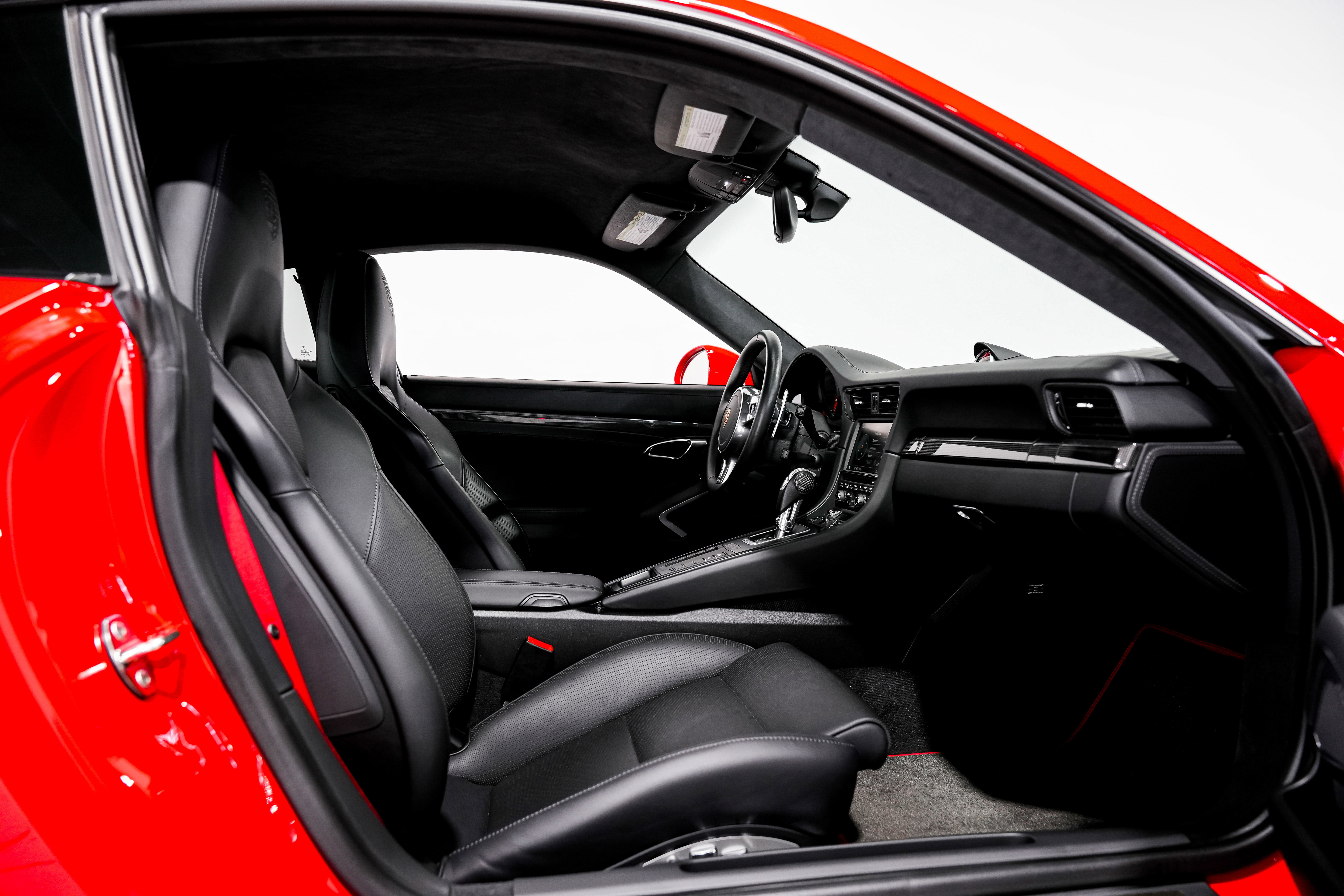 Used 2013 Porsche 911 Carrera S image 38