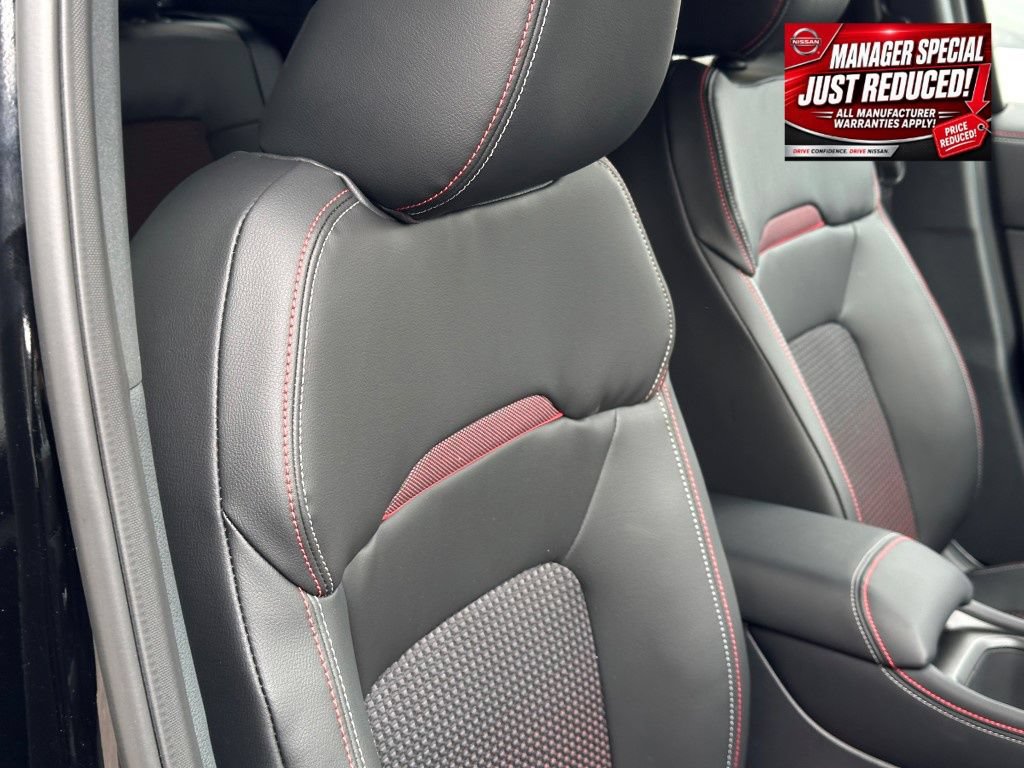 New 2025 Nissan Kicks SR w/ Illumination Package AWD/4WD image 9