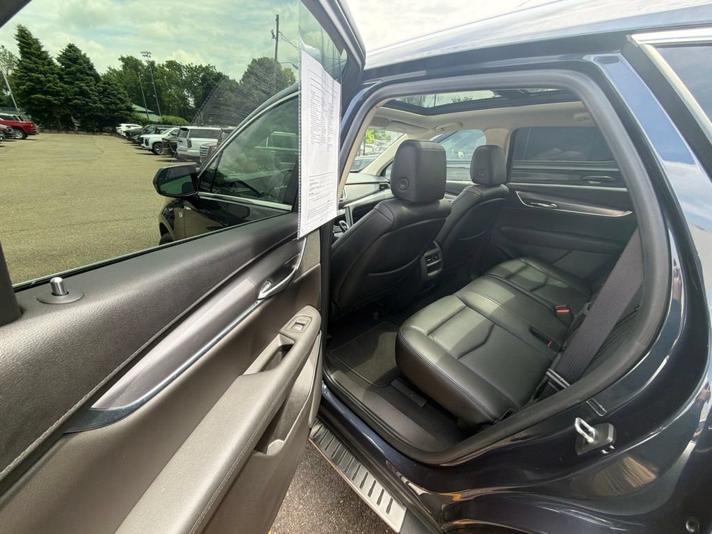 Used 2019 Cadillac XT5 Luxury AWD/4WD image 12