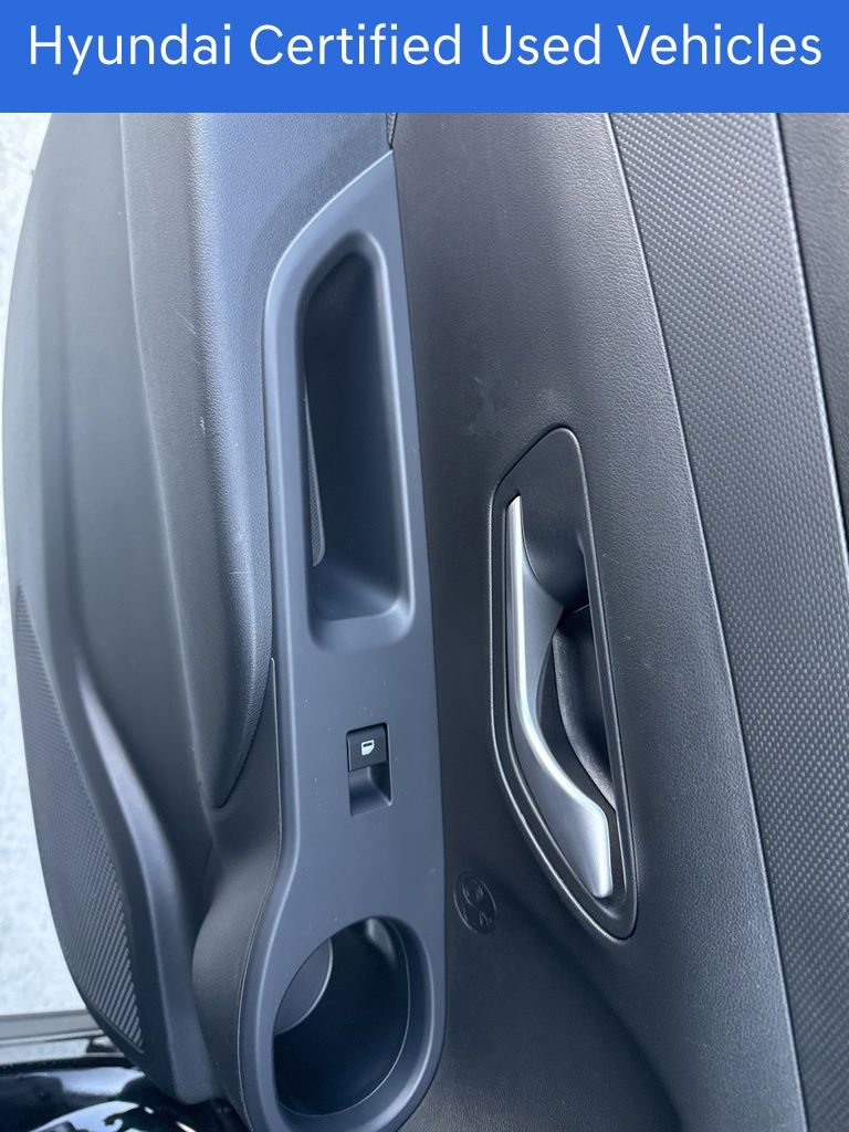 Certified 2025 Hyundai Santa Cruz SEL image 23