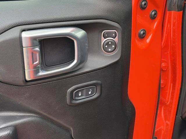 Used 2023 Jeep Wrangler Unlimited Sport AWD/4WD image 18