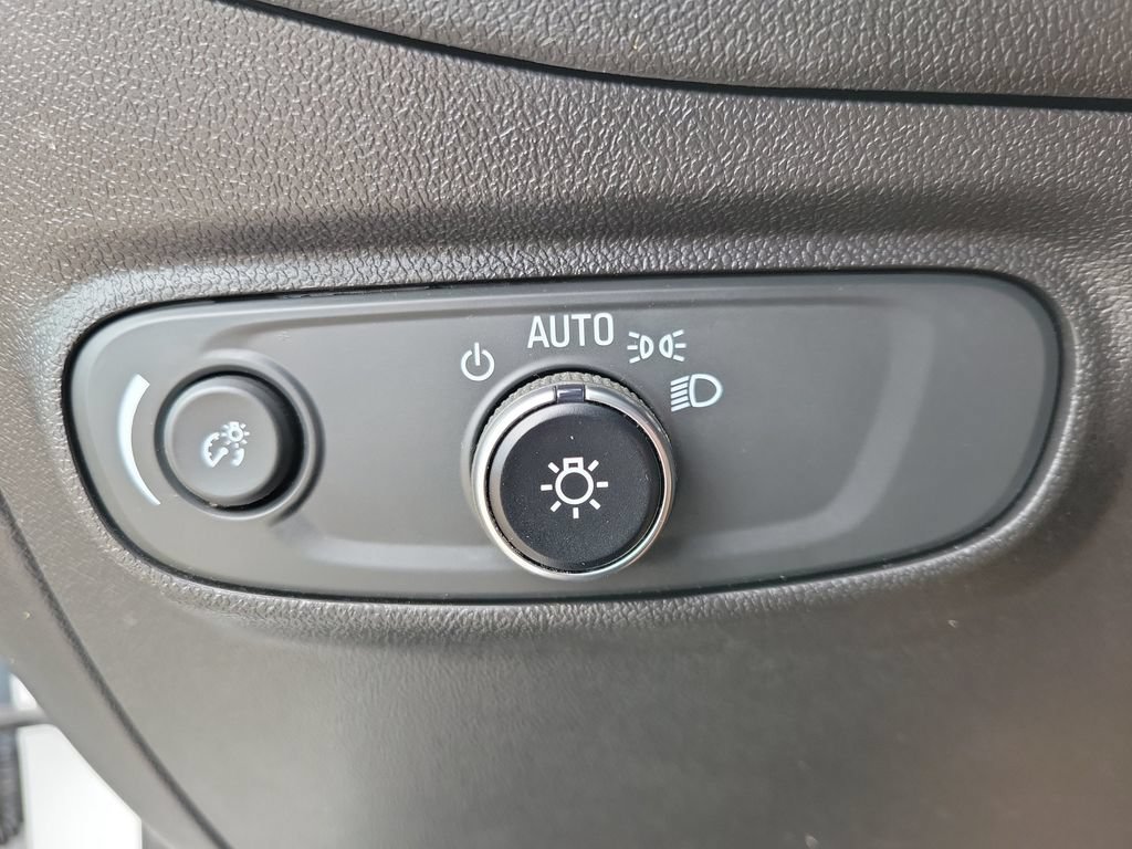 Used 2023 Chevrolet Equinox LS w/ LS Convenience Package AWD/4WD image 20