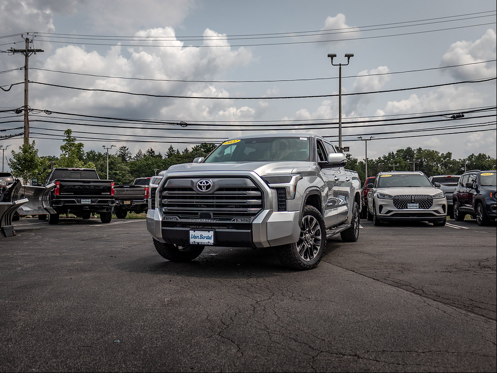 Used 2022 Toyota Tundra Limited AWD/4WD image 8