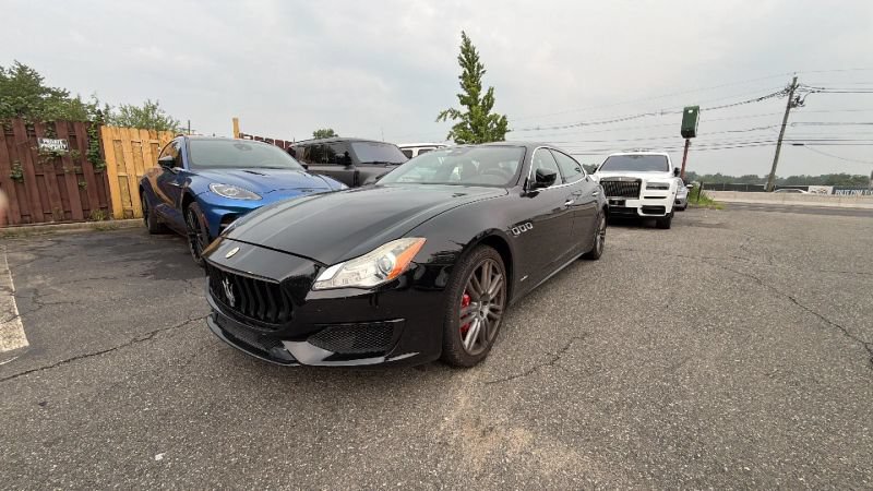 Used 2017 Maserati Quattroporte S GranSport RWD image 2