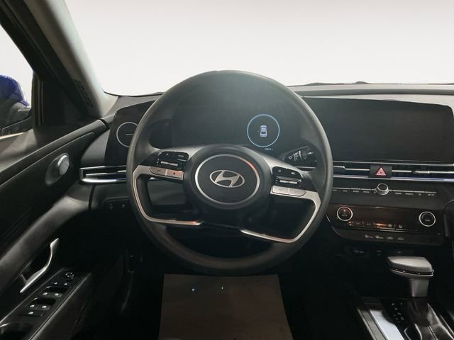 Used 2024 Hyundai Elantra SEL image 13
