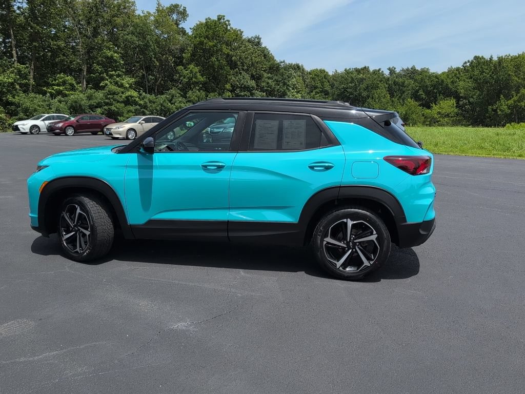 Used 2022 Chevrolet TrailBlazer RS AWD/4WD image 2