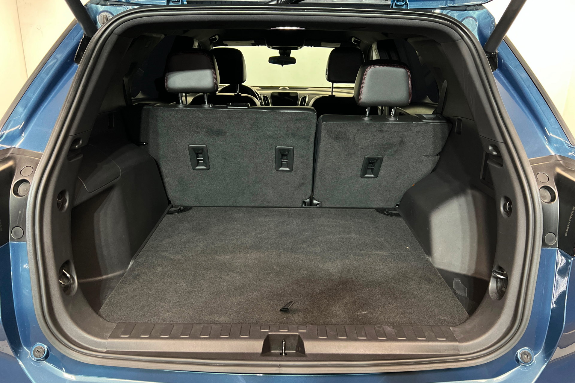 Used 2024 Chevrolet Equinox RS FWD image 23