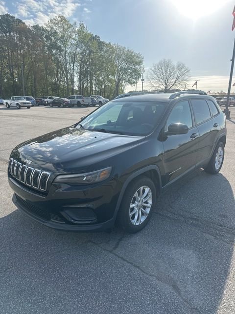 Used 2020 Jeep Cherokee Latitude image 3