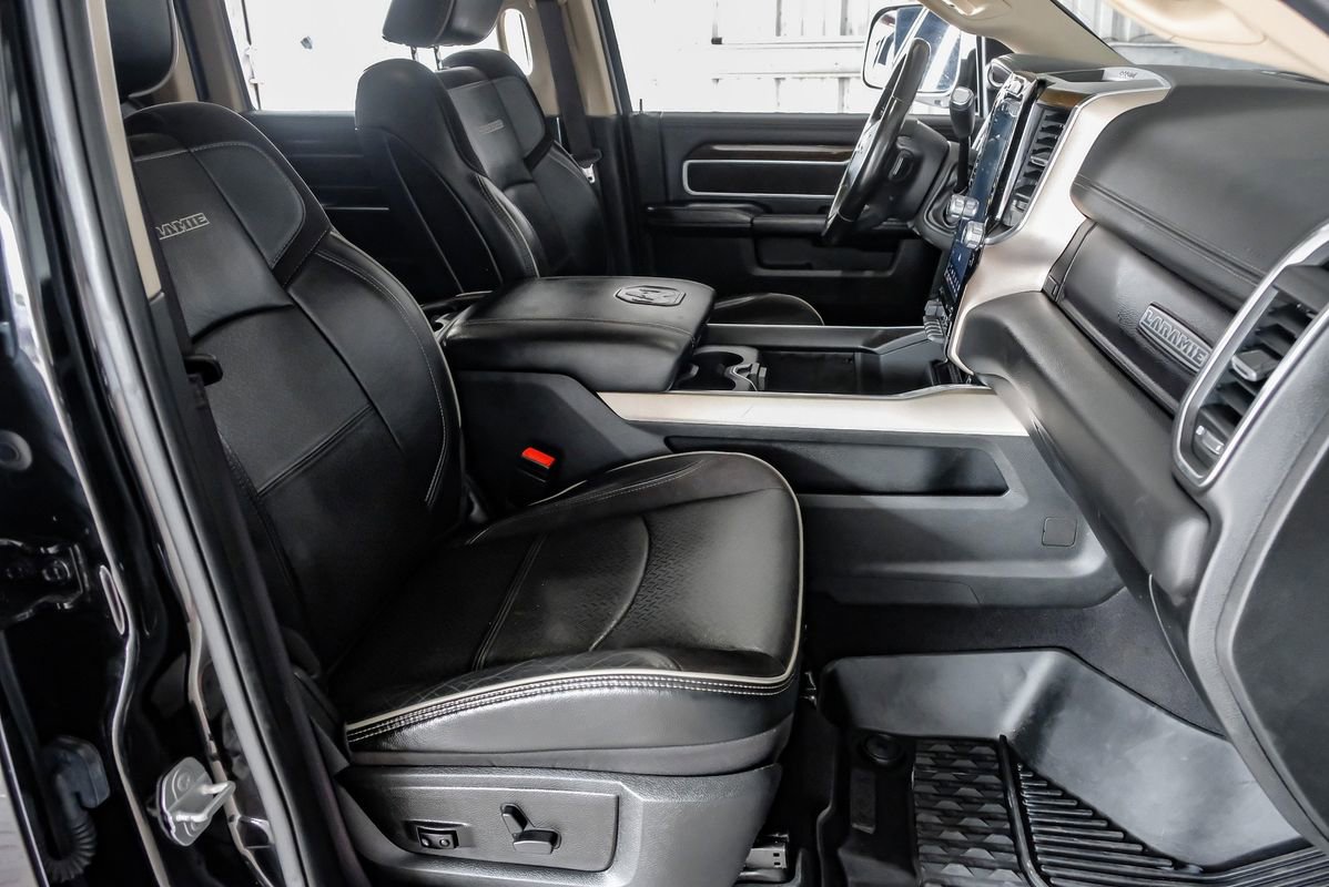 Used 2022 RAM 3500 Laramie image 31