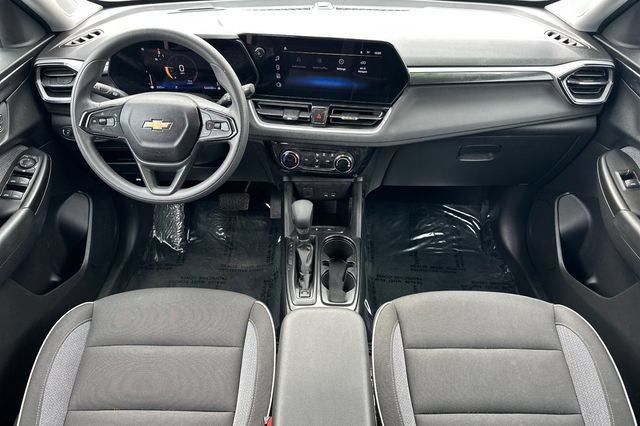 Used 2025 Chevrolet TrailBlazer LT FWD image 15